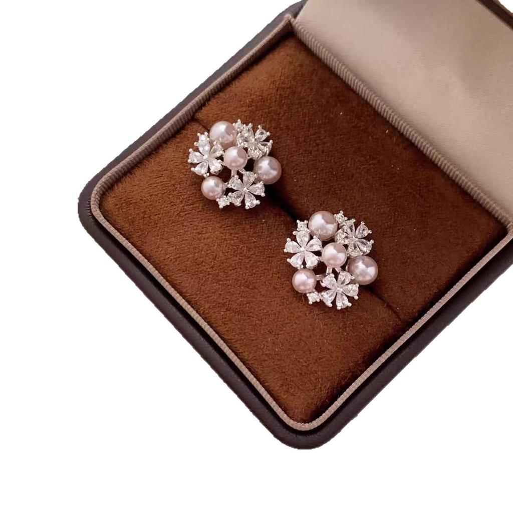 "Flowers Fall Ears" French Flash Imitation Pearl Flower Cluster Earrings Light Luxury Premium Temperament Gentle and Sweet Earrings