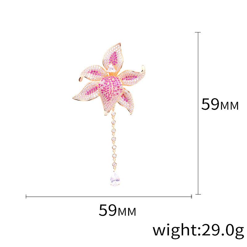 Elegant Female High-End Temperament Floral Brooch Suit Simple Personality Zircon Accessories Clothes Corsage Jewelry