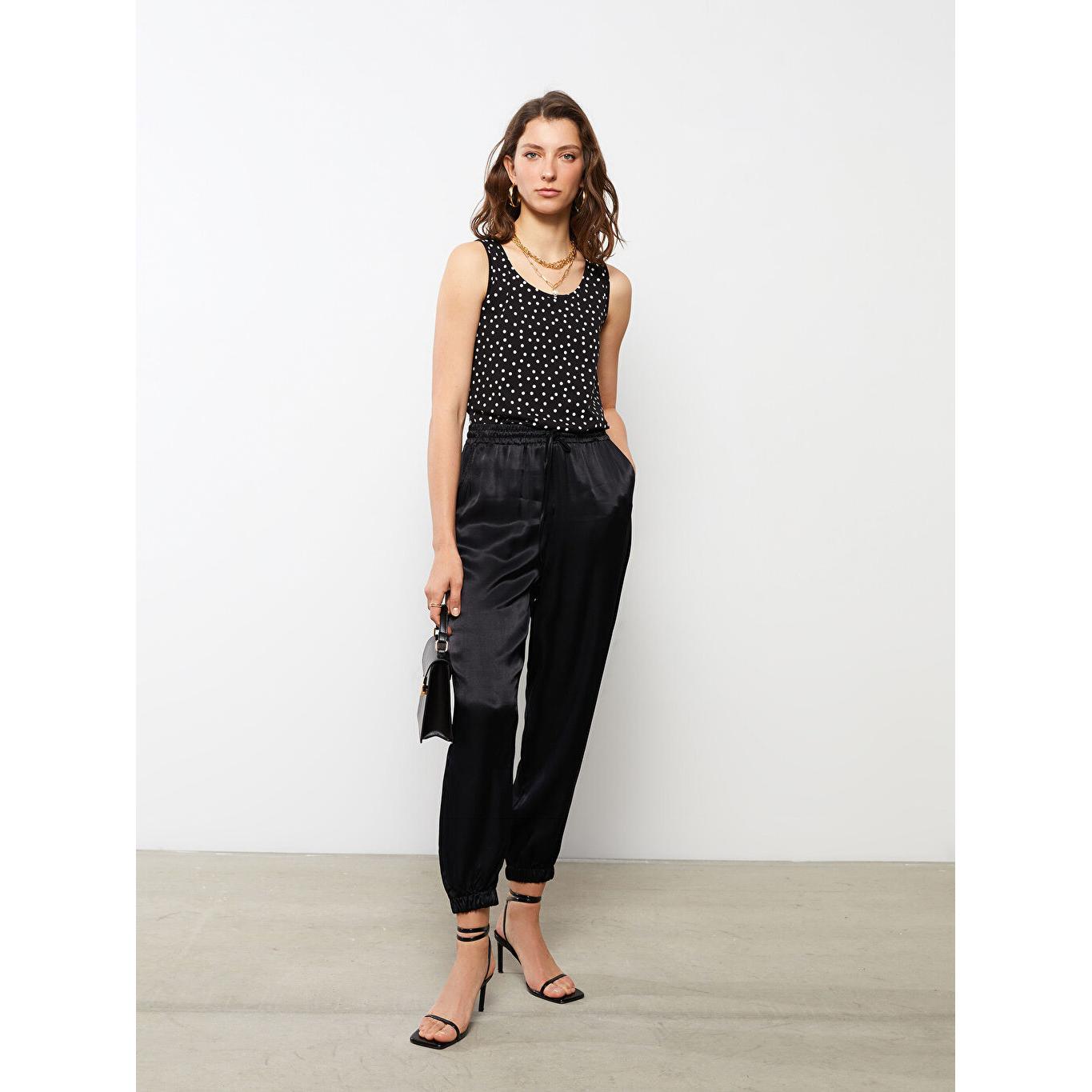 

LCW BASIC Хлопковые женские спортивные брюки в горошек с U-образным вырезом Черный