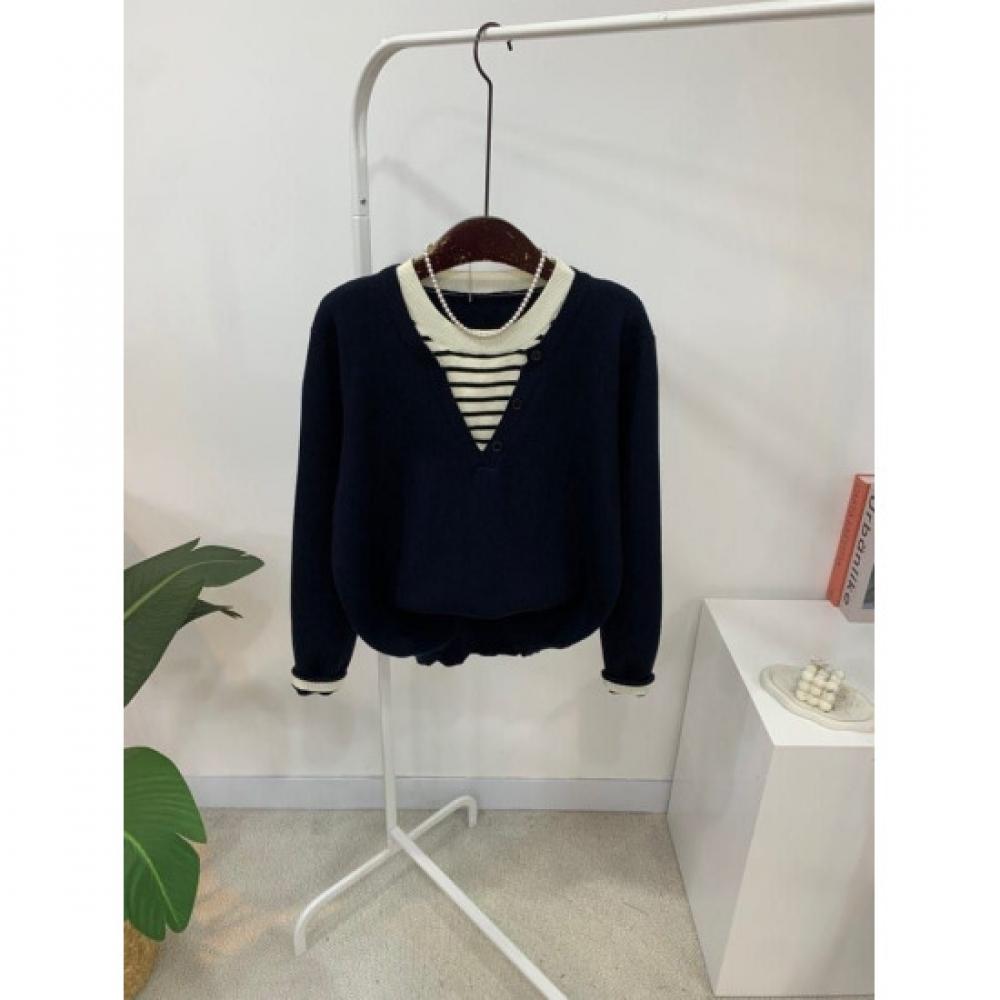 C S In The Room Sao Stripe Layered V neCk Button Long SleeVe Knit 2Color C
