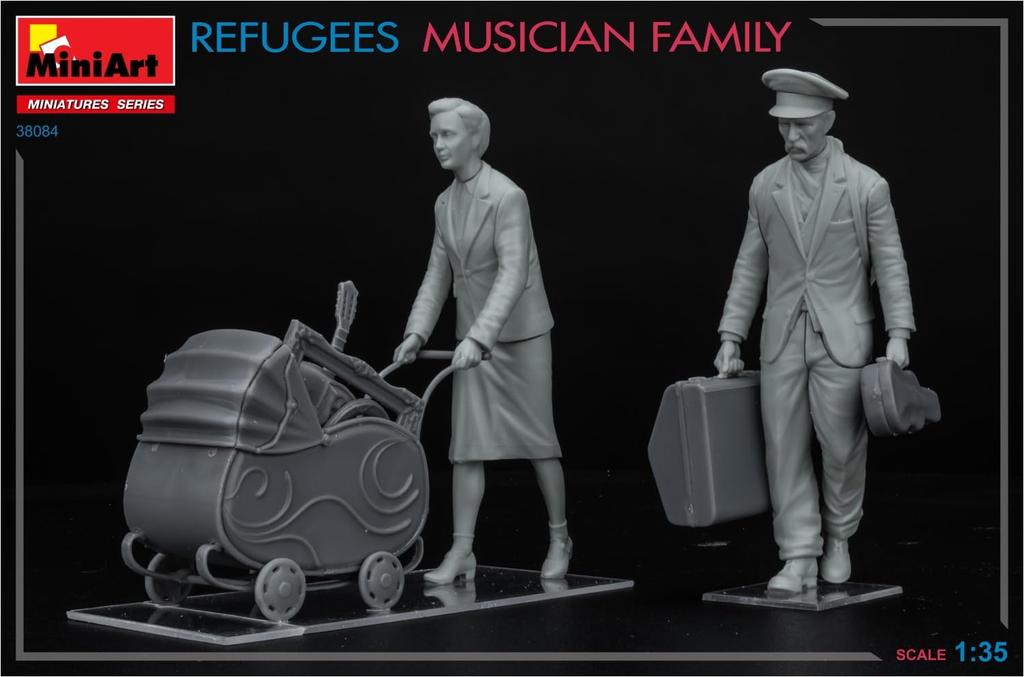 Miniart Refugee Musician Family Plastic Model MA38084 1/35