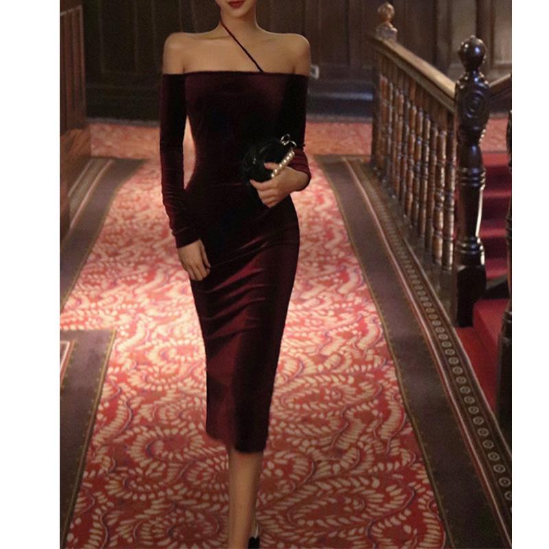 Elegant Burgundy One-Shoulder Velvet Dress, Retro-Inspired Party Skirt