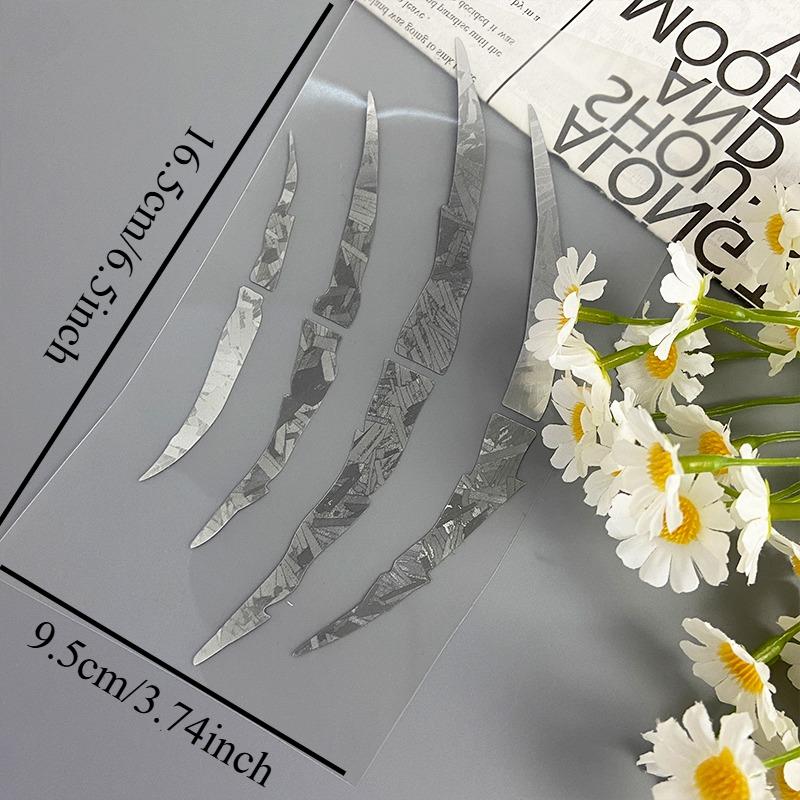 

Monster Claw Scratch Motorcycle Helmet Sticker Waterproof for Scooter Fuel Tank Racing Helemt Skateboard Universal Vinyl Decals 16.5x9.5cm