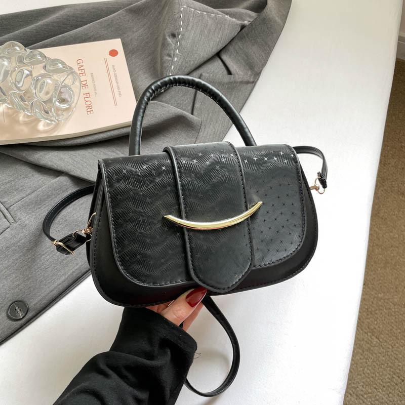 Fashionable Small Handbag with Shoulder Strap Versatile Crossbody Bag
