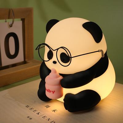 Mini lampka nocna LED Słodkie zwierzęta z kreskówek Silikonowa lampa dla dzieci Czujnik dotykowy Czas USB Akumulator RGB Kolor na prezenty
