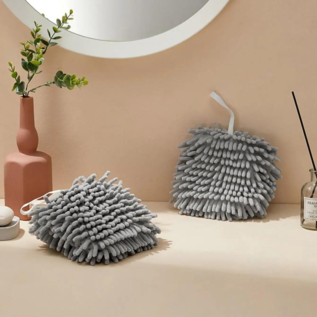 1PC Kitchen and bathroom adsorption suspension, quick drying, fluffy and soft chenille handkerchief - random