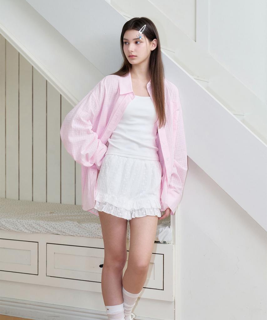 Alkialka Ruffle Hem Shorts (White)