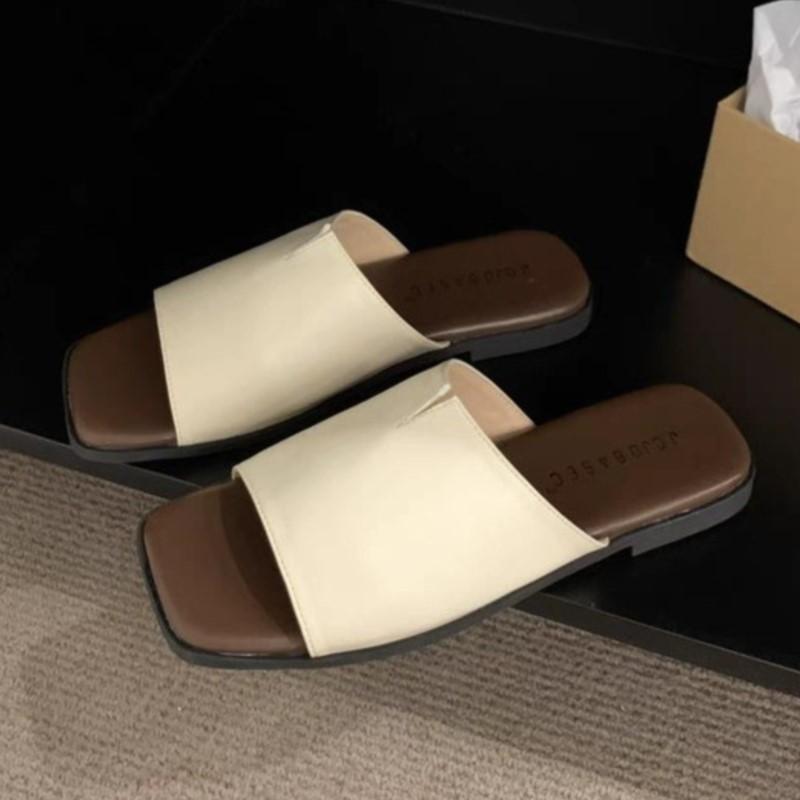 Mode 2025 Sommer Damen Französisch-Inspirierte Flache Flip-Flops Weiche Sohle Bequeme Strandsandalen Schicke Lässige Pantoletten für Draußen Rock