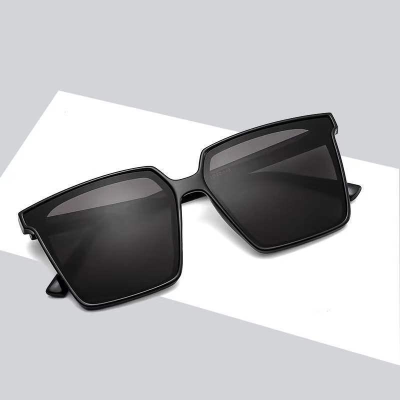 Trendy Large Frame Square Sunglasses - Korean Street Style for Women