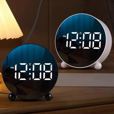 Digitaler Wecker Großes LED-Display 3 Helligkeitsstufen Einstellbar Leise USB-Batteriebetrieben
