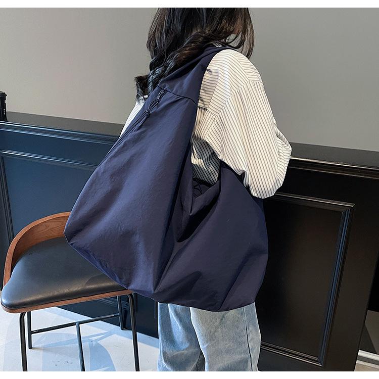 2025 Fashionable Women's Large Capacity Canvas Shoulder Tote Bag