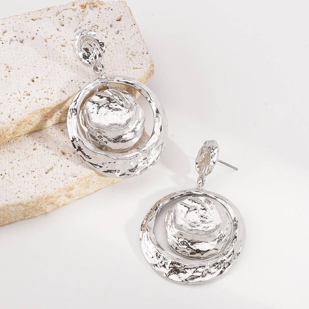 Exaggerated Design Pleated Alloy Geometric Pendant Earrings Women Retro Luxury Texture Minimalist High Grade Ear Jewelry