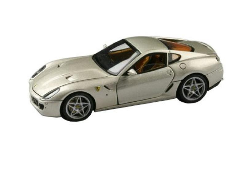 

RACING 43 DG Ferrari 599GTB Fiorano Готовый продукт 1/43 (Золото)