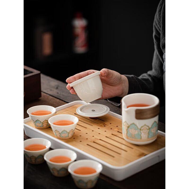Qiu Qiao Ceramic Kung Fu Travel Tea Set (One Pot, Six Cups)