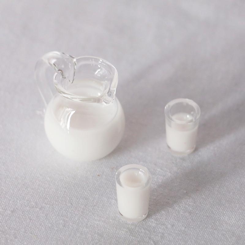 Miniature Dollhouse Fruit Juice & Milk Bottle Set - Realistic Food Play Accessories