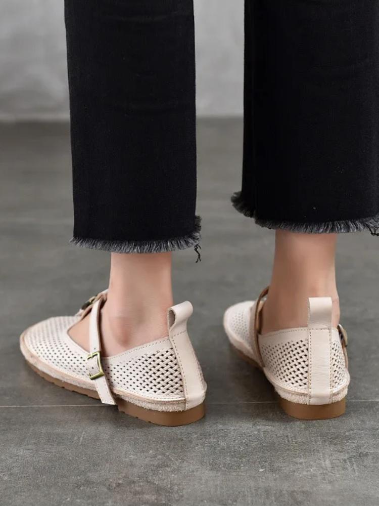 Johnature Retro Genuine Leather Soft Soled Hollow-out Sandals Round Toe Belt Buckle Flat Women's Shoes