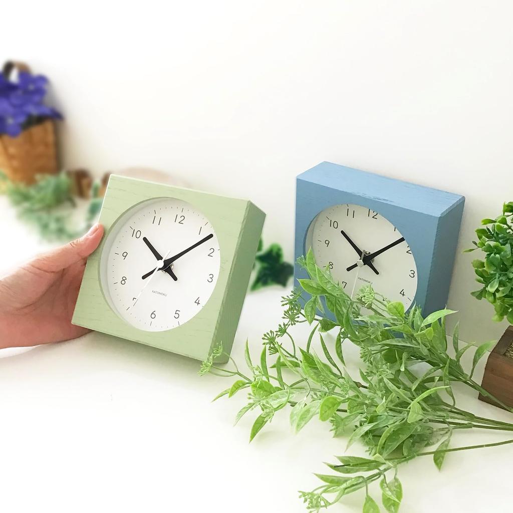 KATOMOKU Uhr für doppelten Gebrauch 8 km-135LGRC Hellgrün Funkgesteuerte Uhr mit durchgehender Sekunde
