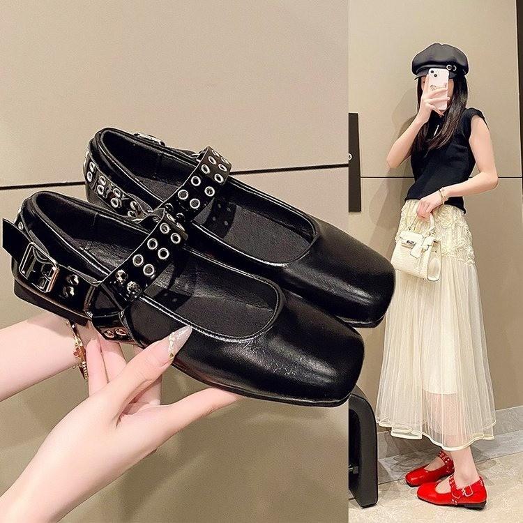 Haute couture version~ French square head shallow mouth Mary Jane shoes women's new metal buckle flat bottom retro one-word buckle small leather shoes