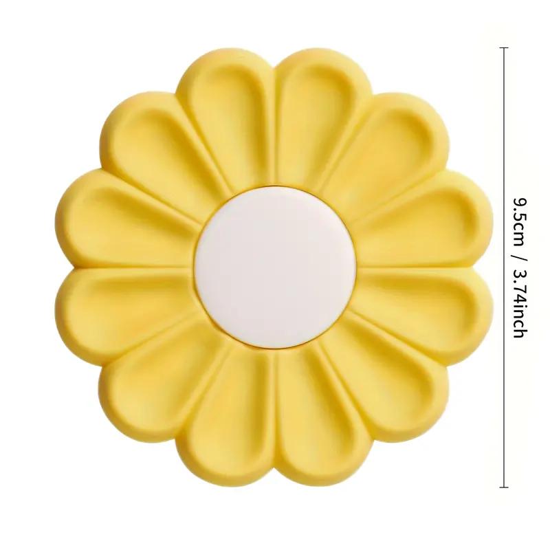 Daisy Flower Shape Cup Coaster Silicone Slip Insulation Pad Cup Mat Hot Drink Holder Mug Stand Home Table Decorations Kitchen Accessory