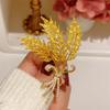 Elegant Gold Wheat Ear Brooch - Women's Versatile Bouquet Pin for Suits and Coats