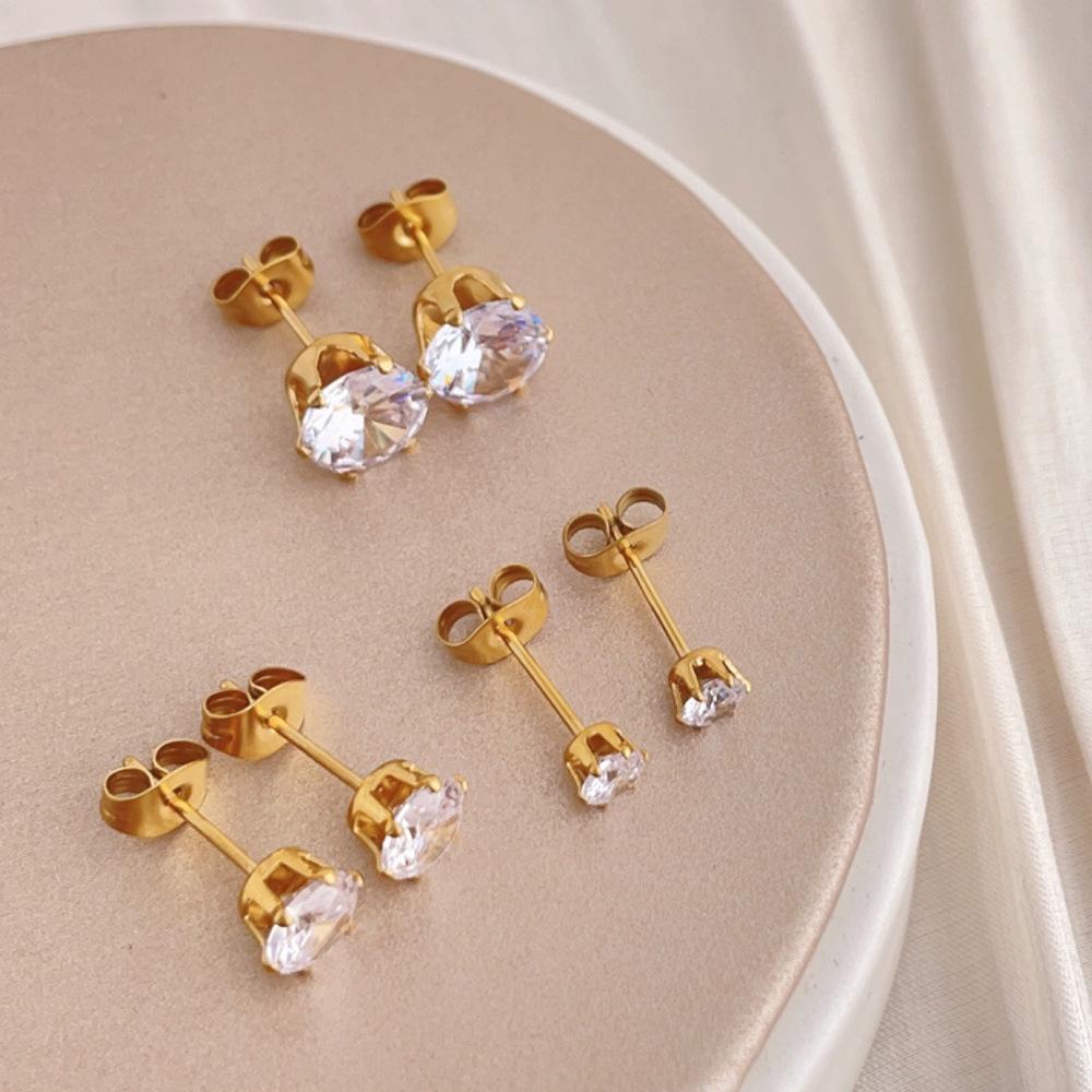 Super flash zircon temperament stud earrings, simple single diamond titanium steel earrings, women's niche two-color optional gifts
