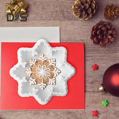 Beautiful Snowflake Shape Cookie Cutter Christmas Style DIY Plastic Biscuit Cutter Kitchen Tools