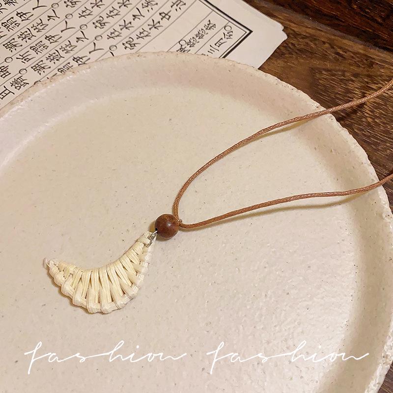 Colier Etnic Stil Ghioc de Stejar: Accesoriu de îmbrăcăminte unisex din bumbac și in țesut manual