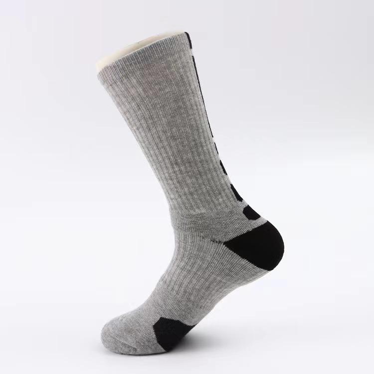 Men's Spring and Autumn Professional Basketball Running Sports Sweat Absorbing Towel Bottom High Socks