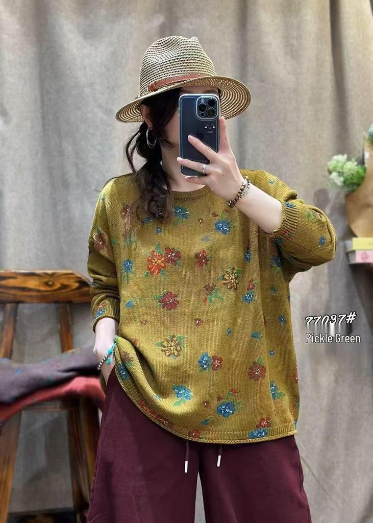 Women's Retro Artistic Loose Knit Sweater - Round Neck Cotton Pullover for Fall 2026
