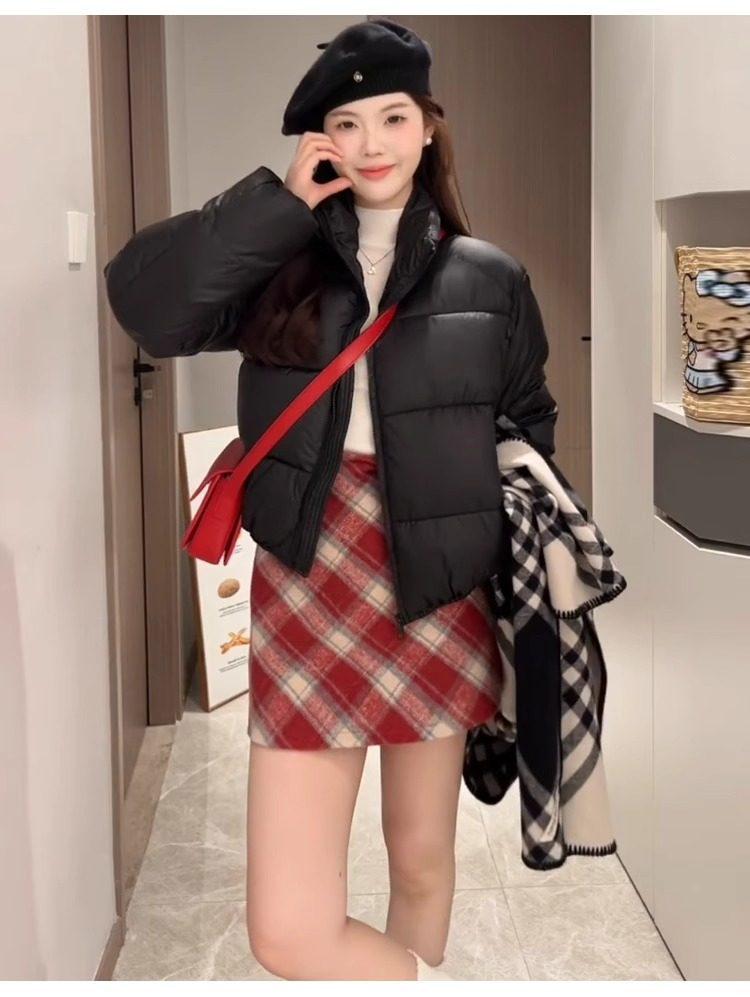 Women's A-line Plaid Retro Red Short Skirt - Autumn/Winter Petite Wool, Hip-hugging