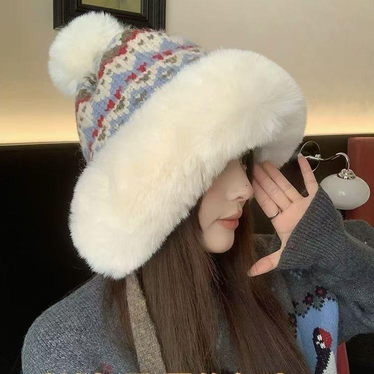 Cute Plush Hat Women's Winter Plush Knitted Wool Hat, Ear Protector, Warm, Fluffy Northeast Cold-proof Lei Feng Hat