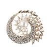 Fashionable Rotating Crystal Brooch with A Unique Design Sense for Women, Diamond-encrusted Brooch, and Elegant Anti-glare Pin
