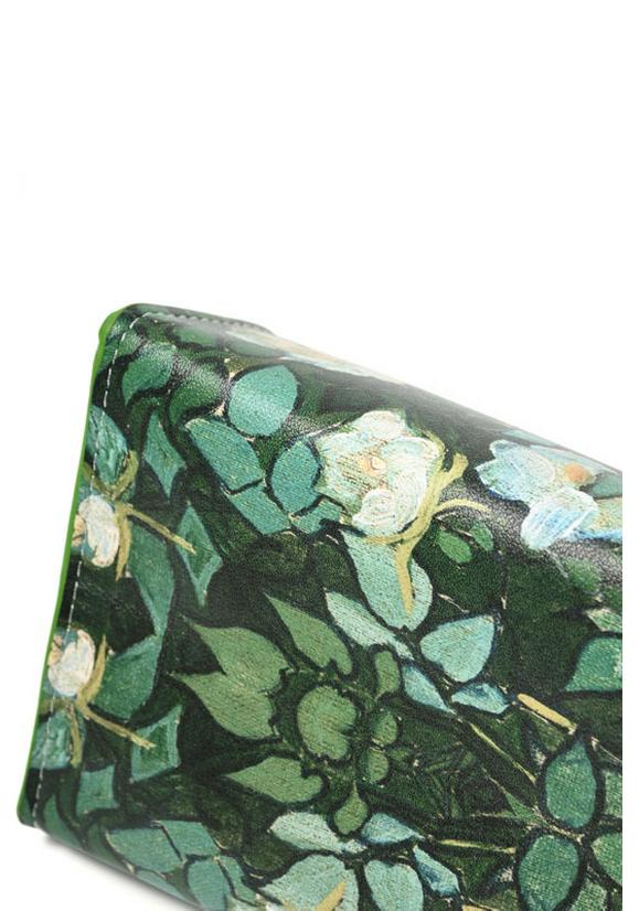 Van Gogh Oil Painting Style Luxury Tissue Box, Large Capacity for Creative Home Storage