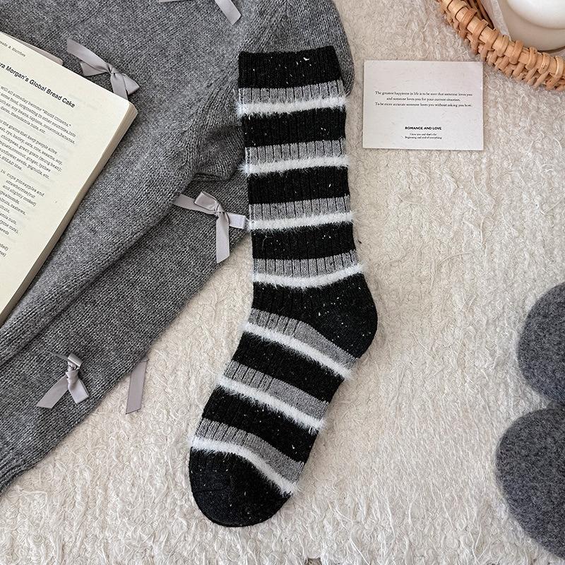 

Серые шерстяные носки, осенне-зимние носки, женские носки до середины икры, бесшовные носки, теплые утолщенные полосатые носки-гольфы 1 pair