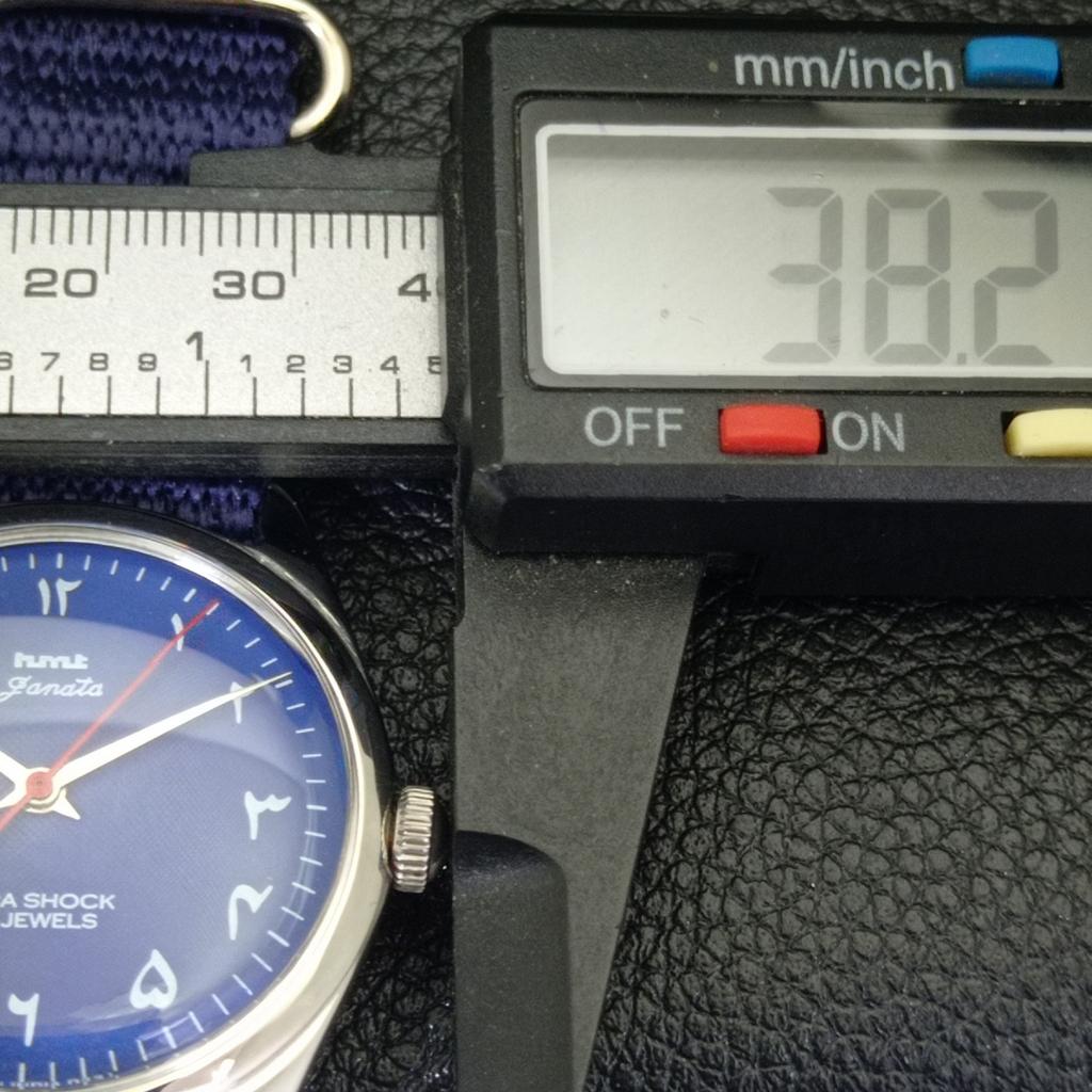 VINTAGE HMT JANATA HAND-WINDING INDIAN MENS ARABIC BLUE DIAL WATCH A700323-5 R202-a700323