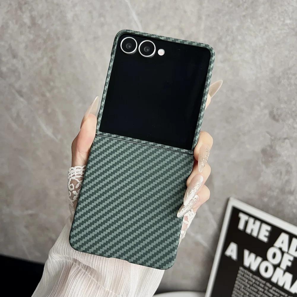 

Hard Carbon Fiber Texture Built-in Magnetic Ring Phone Case for Samsung Galaxy Z Flip 7 Shockproof Camera Protection Back Cover Galaxy Z Flip 7 зелений