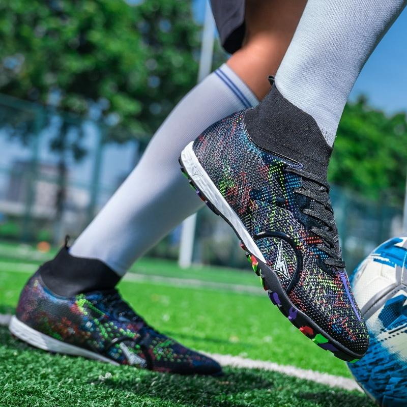 Men's/Women's Soccer Shoes Rubber Soft Sole Short Spikes Artificial Turf Indoor Competition Professional Children's Football Shoes