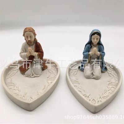 Religious Prayer Bead Stand with Virgins Mary and Jesus Kneeling Figurines Ceramic Heart Shaped Rosary Holder Ornament
