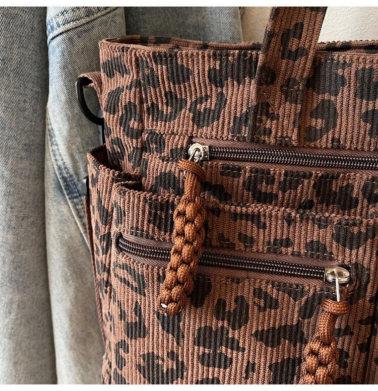 Women's Leopard Print Tote: Versatile Large Capacity Shoulder & Crossbody Bag