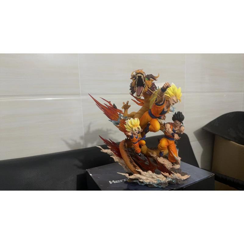 Dragon Ball Father and Son Three Wukong Gofan Wutian Dragon Fist Father and Son Figure Anime Peripheral Statue Ornament Saiyan