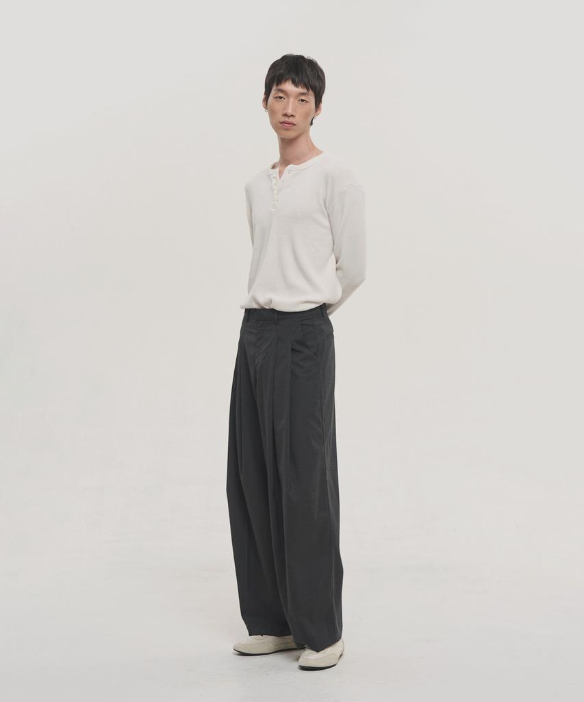 NOISE Soft Henley Neck Sleeve Knit - Ivory