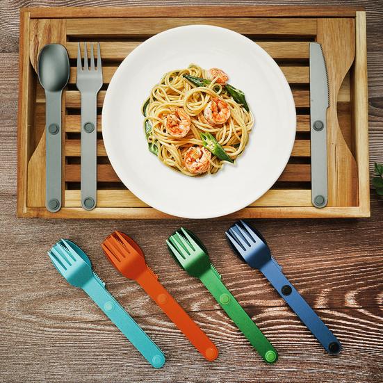Sada magnetických náčiní Kovové příbory Potravinářské leštěný povrch BPA Free Venkovní cestovní Nůž Vidlička Lžíce Sada Camping Utensils