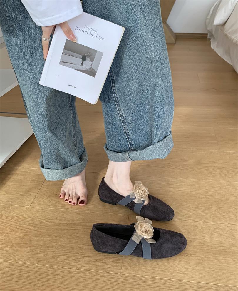 French Camellia Mary Jane Shoes Women's 2025 Spring and Autumn New Cross Flat Inner Height Increase Ballet Shallow Mouth Single Shoes