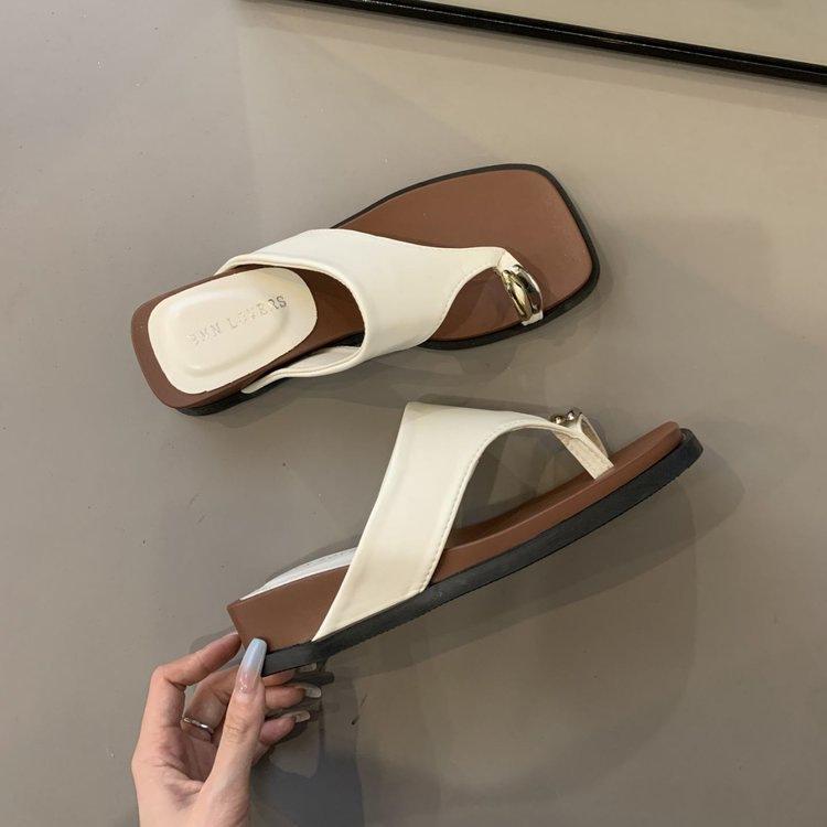 French Retro Clogs Flip-flops Women's Summer Outer Wear 2025 New Slope Heel Heightened Non-slip Square Head Cool Slippers