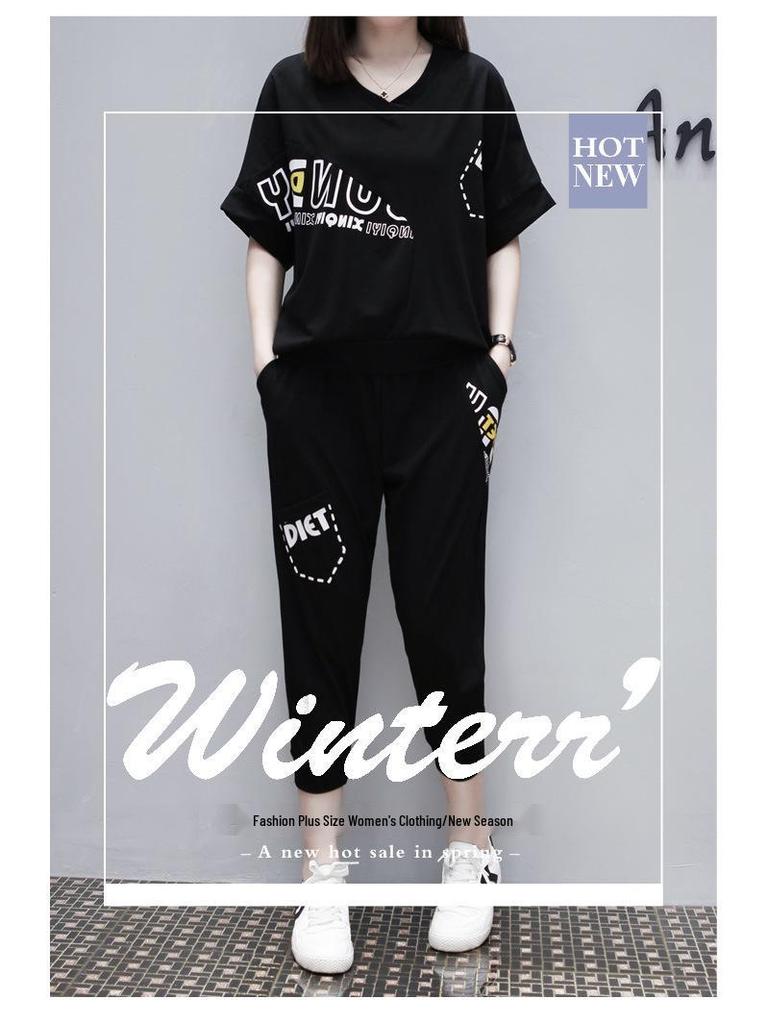 Summer 2024 Korean Style Plus Size Women's Sportswear Set - Short Sleeve Top & Seven-Point Pants