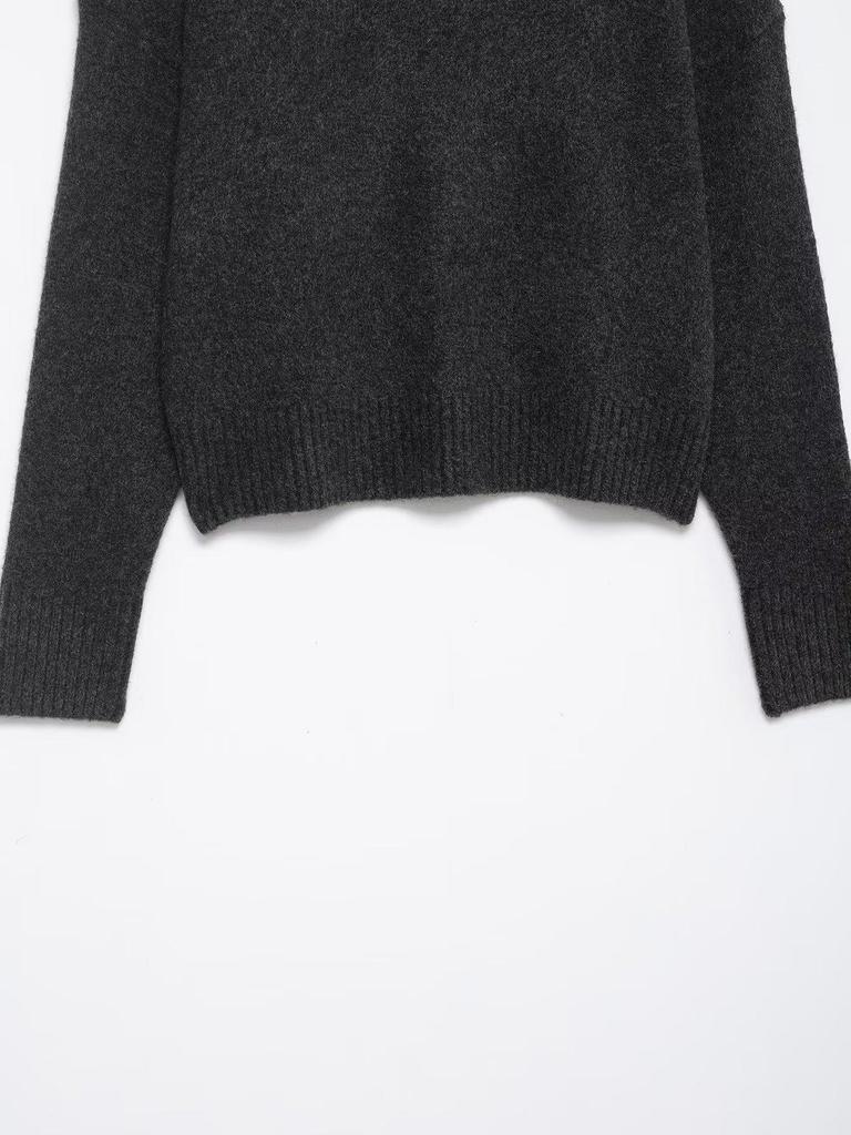 Z European Style 2025 Women's Fashion Soft Stand Collar Knitwear