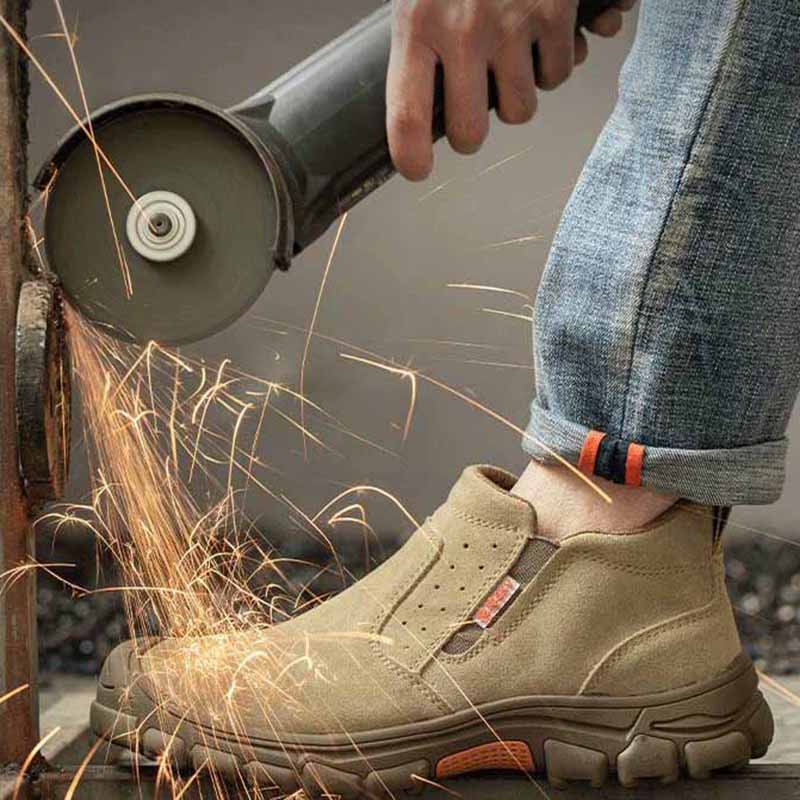 Protective Waterproof Work Boots Safety Anti-scald Welding Shoes Composite Toe Shoes Men Anti-smash Anti-puncture Safety Shoes