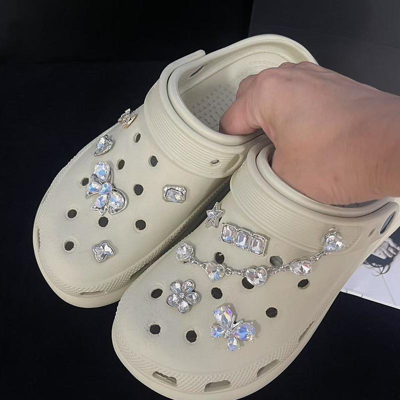 

10 шт. Набор роскошных шармов для обуви Аксессуары Пряжка для обуви с отверстиями Бриллиант Бабочка Бриллиант Металлическая цепочка DIY Украшения для обуви Подарок для вечеринки