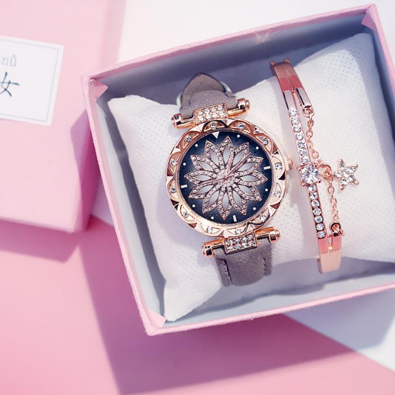 Elegant Roman Numeral Rhinestone Ladies Square Watch & Gift Set