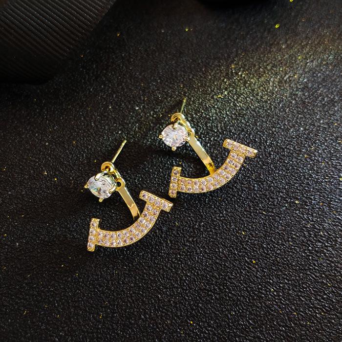 Серьги-смайлики с нишевым дизайном, персонализированные, серьги с бриллиантами в стиле  tide , простые, с элегантным темпераментом, интегрированные серьги